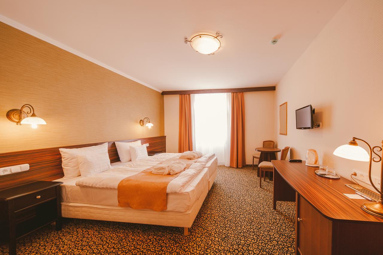 Park Hotel Hévíz Buitenkant foto