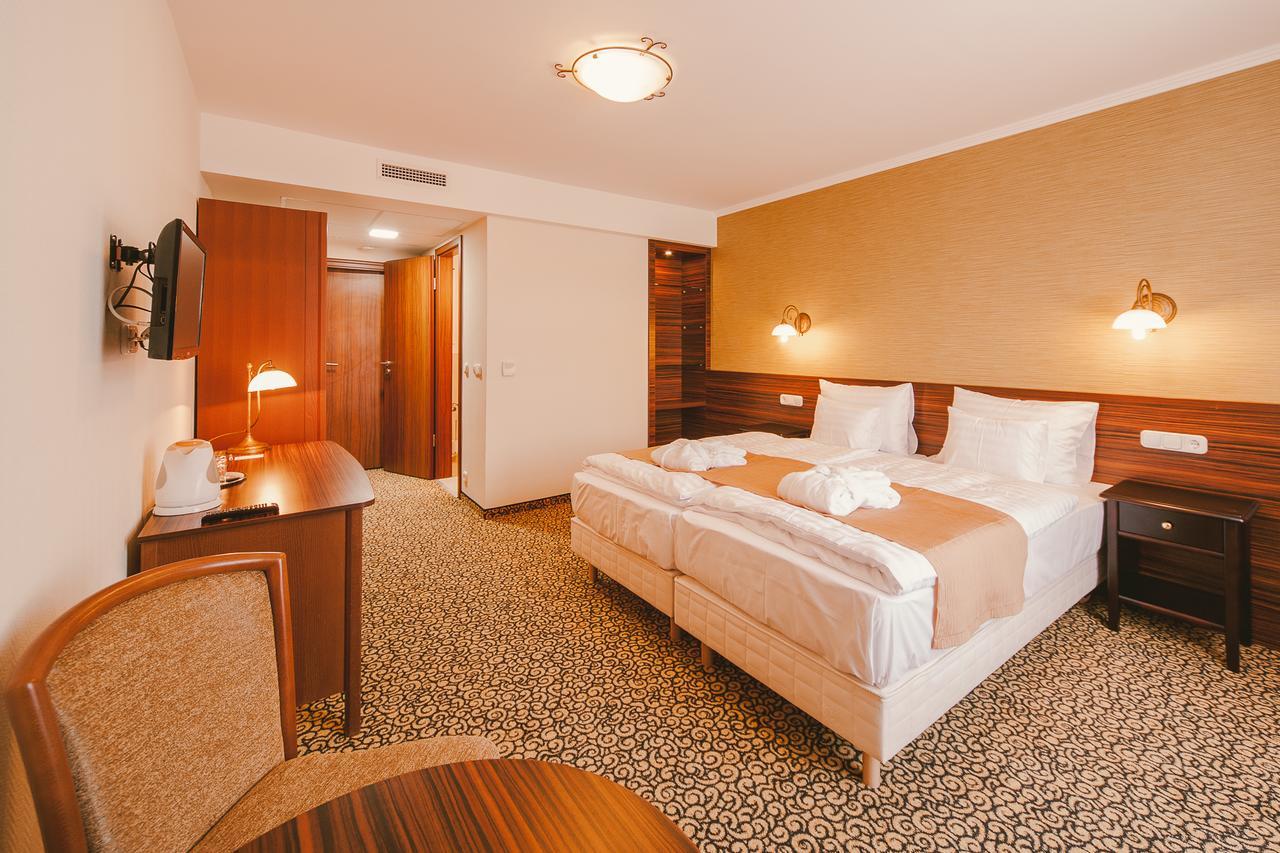 Park Hotel Hévíz Buitenkant foto